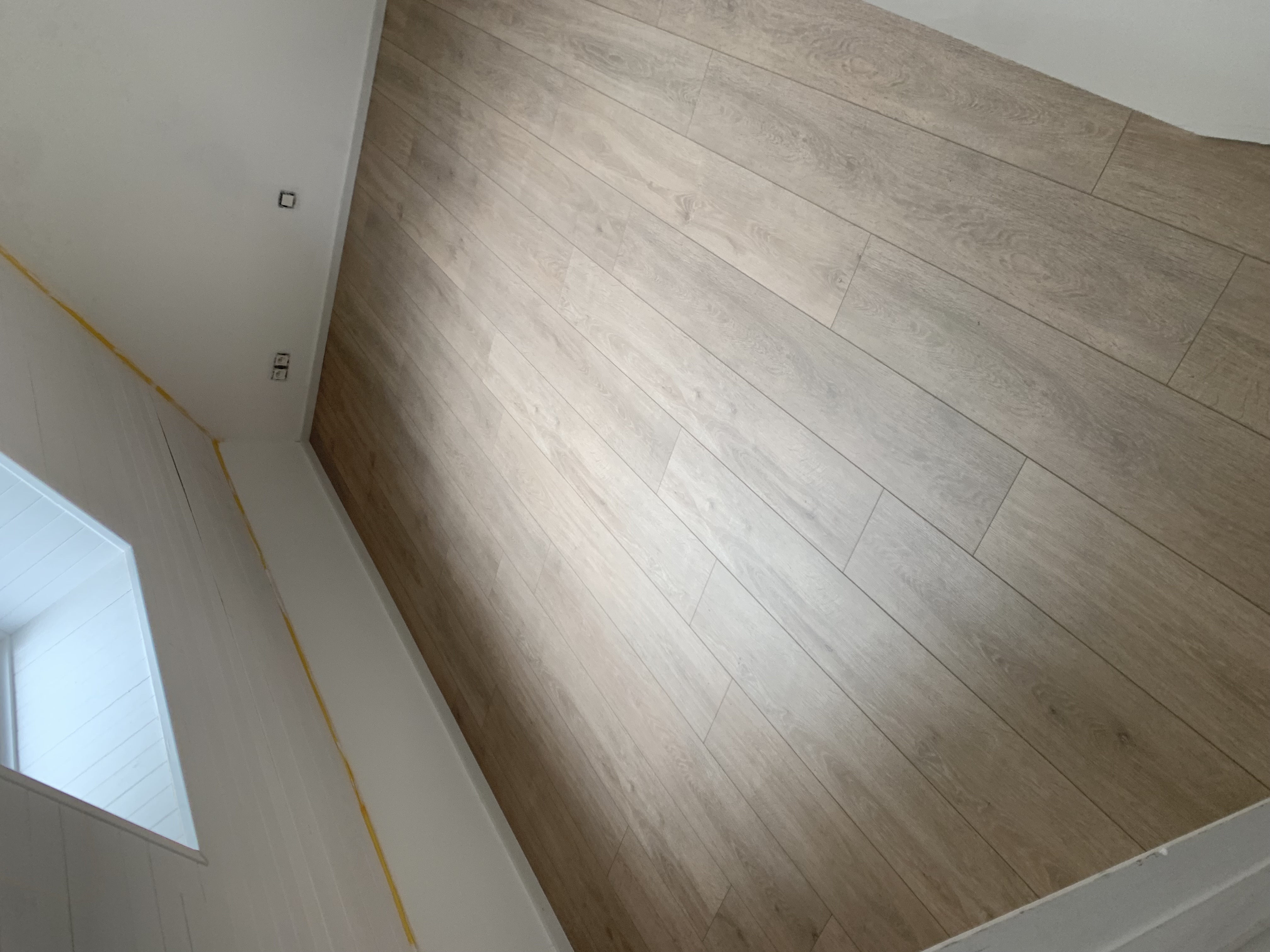 Parquet en bois naturel installé par Menuiserie Gibilaro