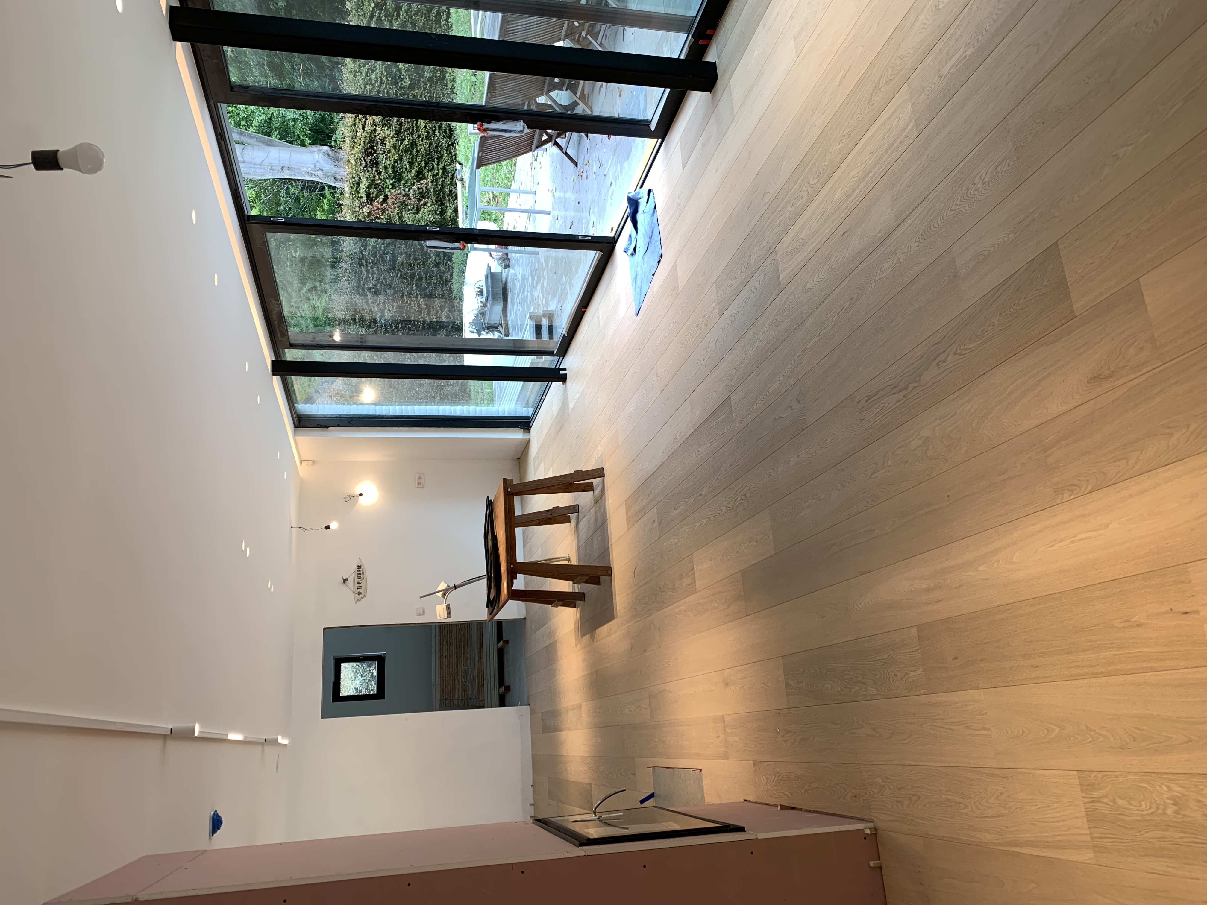 Parquet en bois massif installé par Menuiserie Gibilaro